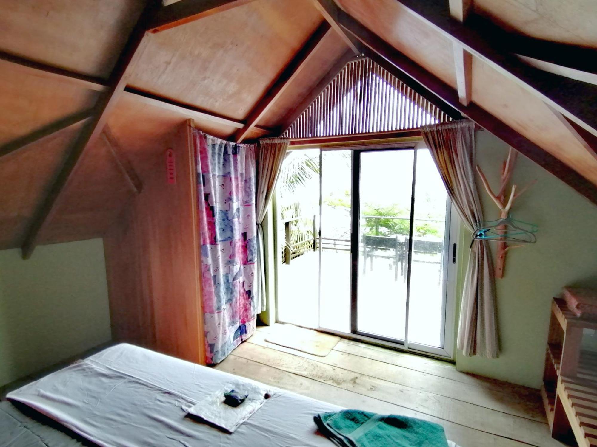 Afro Beach Eco Resort Butre Kamer foto