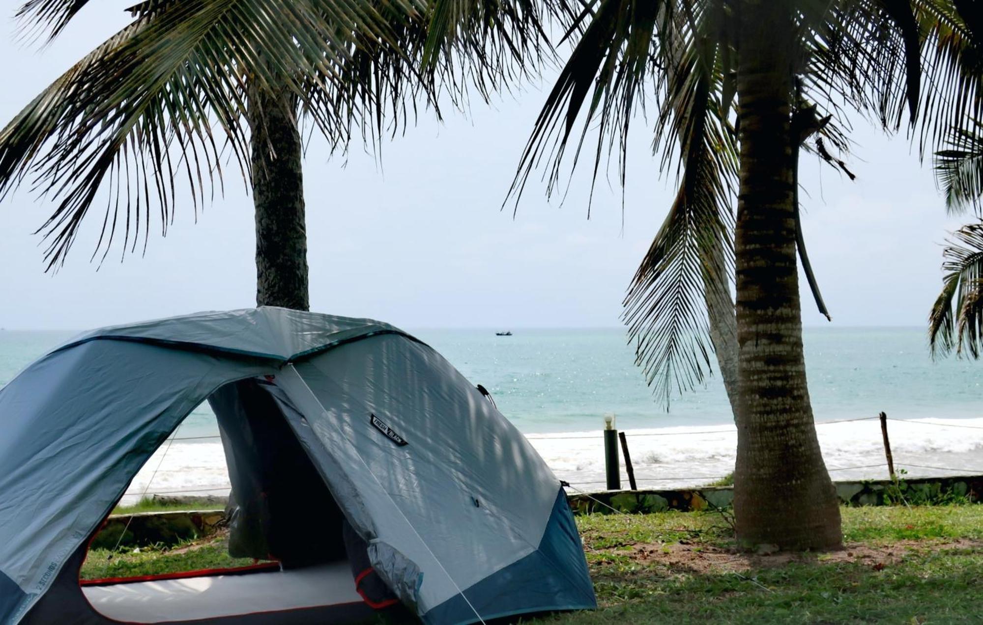 Afro Beach Eco Resort Butre Kamer foto