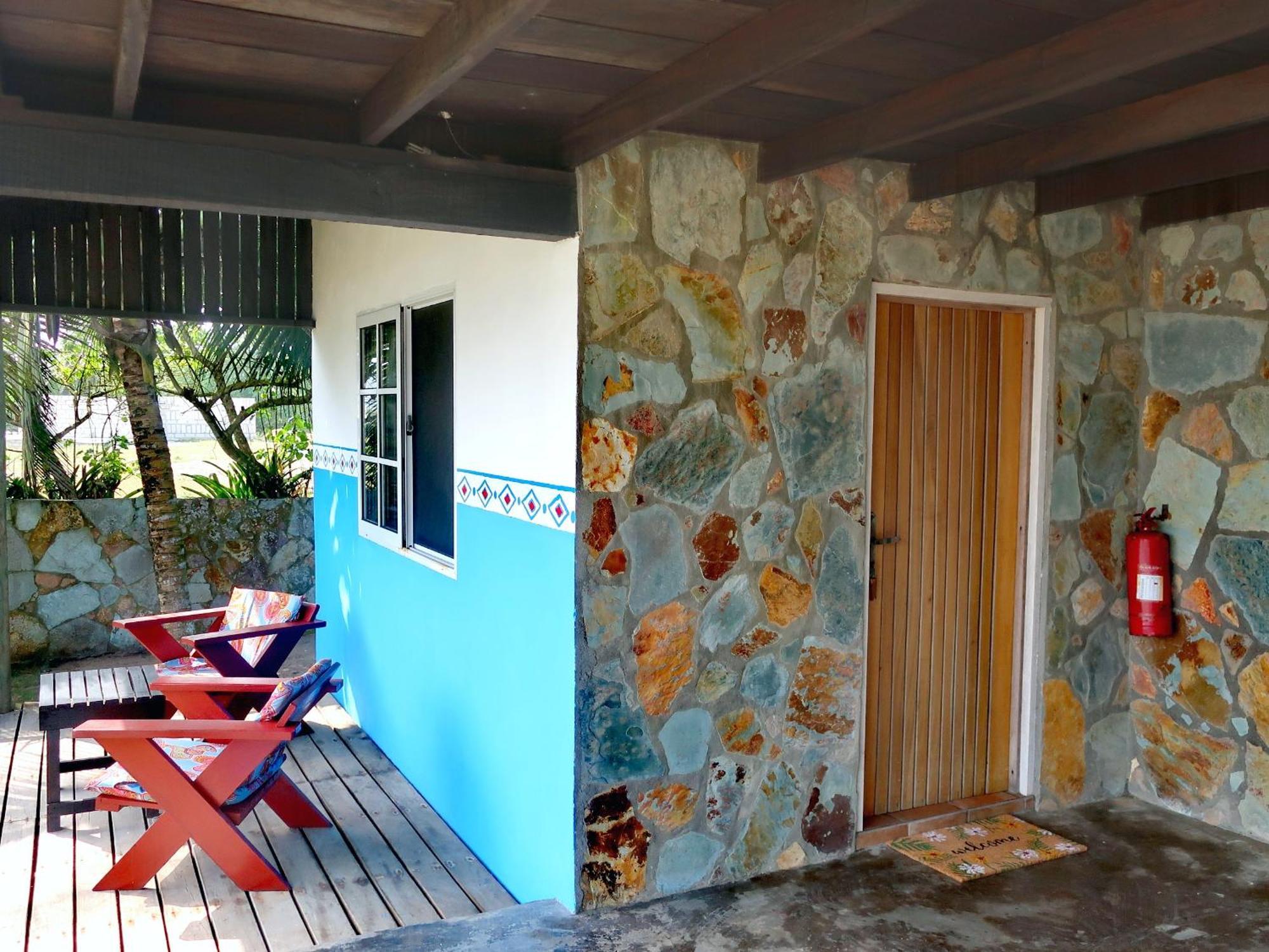 Afro Beach Eco Resort Butre Kamer foto